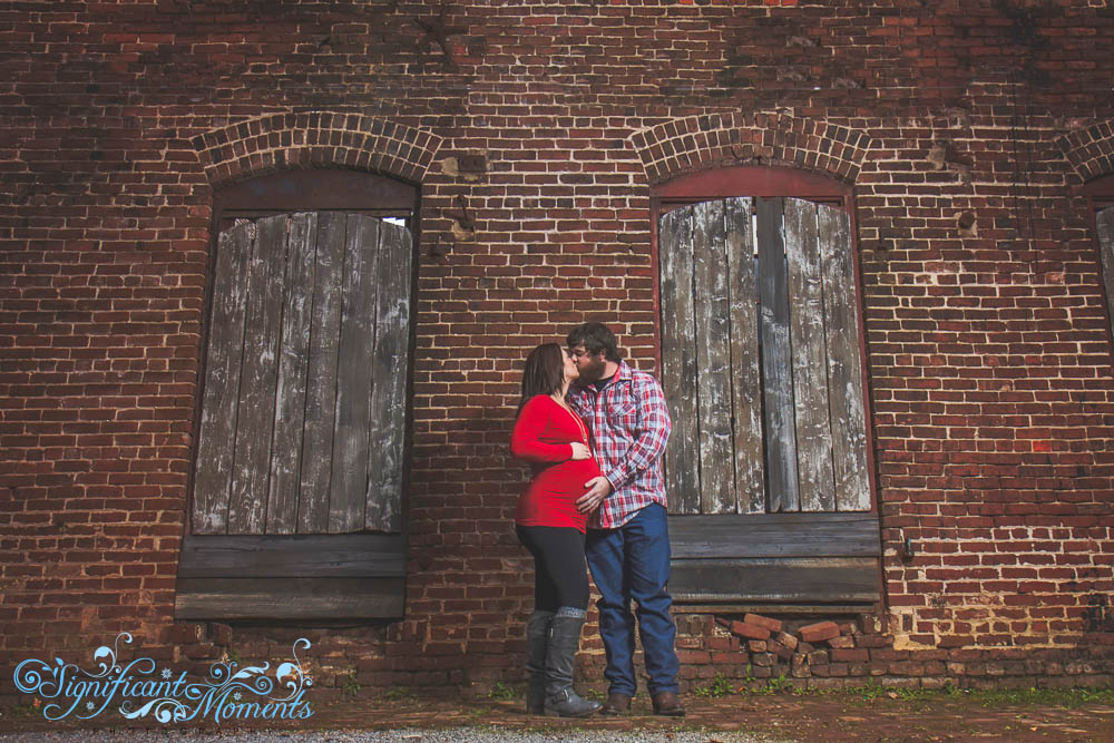 11/25/2015 Casie Maternity Session at the Goat Farm