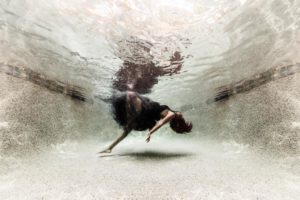 underwater portrait photographer