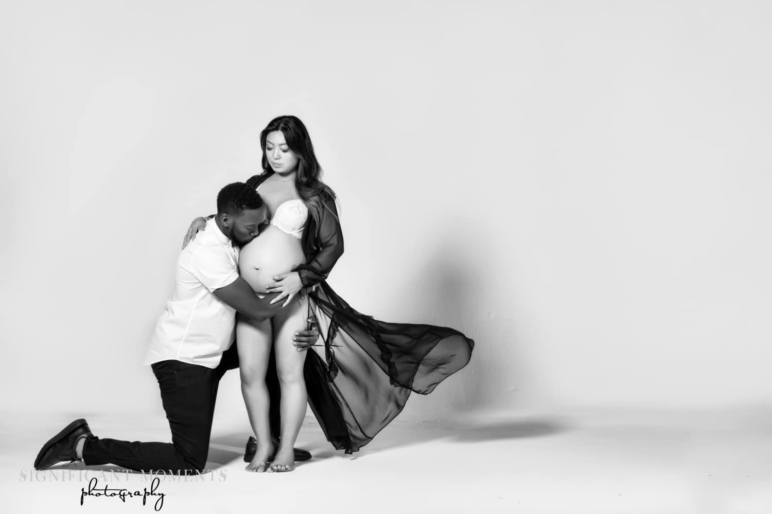 Maternity Session fit for a King and Queen